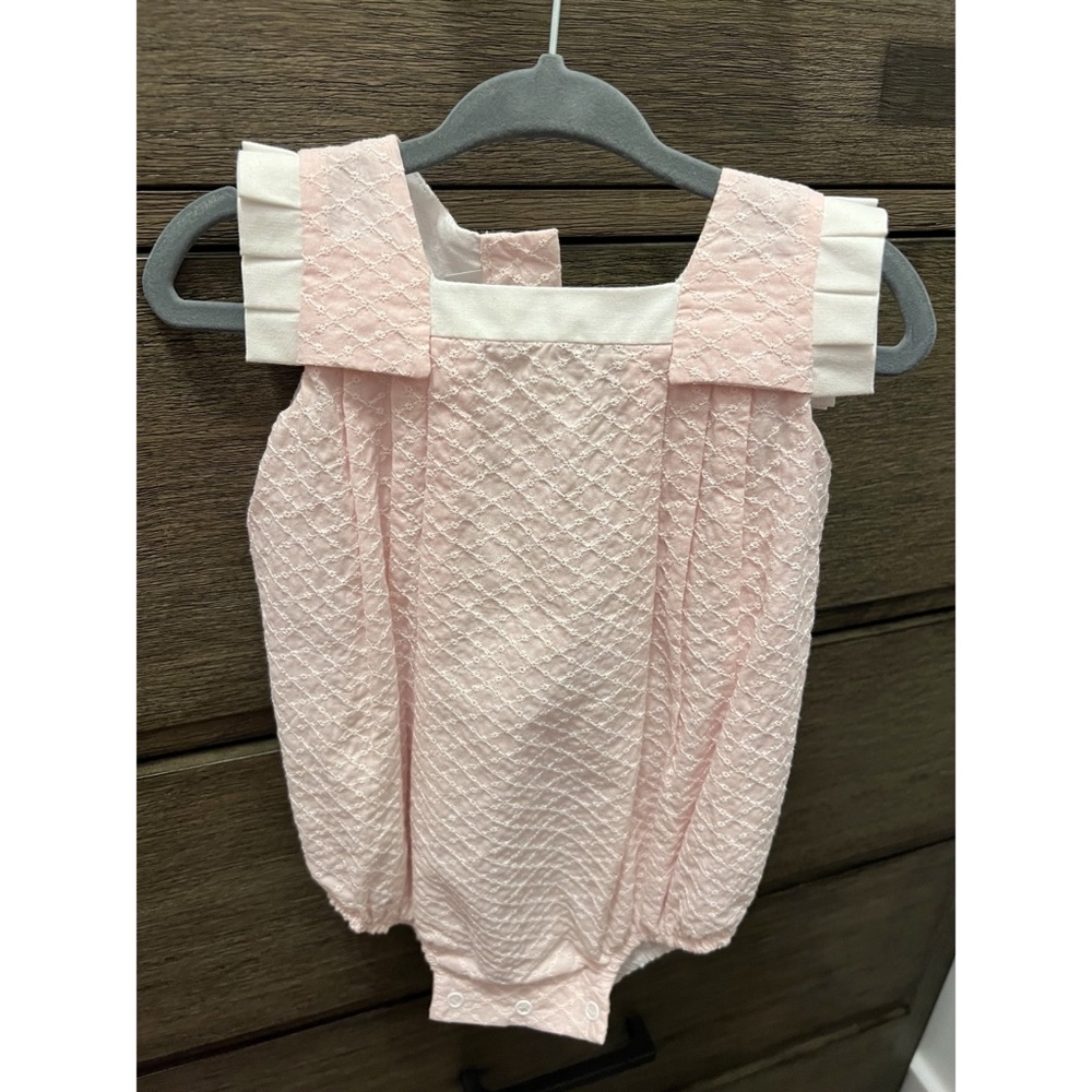 NWT Dondolo Peony Bubble- 9m